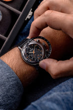 Load image into Gallery viewer, Nivada Grenchen CHRONOKING MECAQUARTZ - INTER.BEZEL Tachymeter on Black Leather