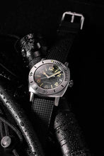 Load image into Gallery viewer, Nivada Grenchen Depthmaster  Numerals Date - Green on Tropical Strap