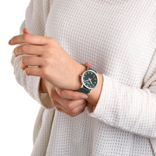 Load image into Gallery viewer, Mondaine Official Swiss Railways Classic Green 36mm Watch